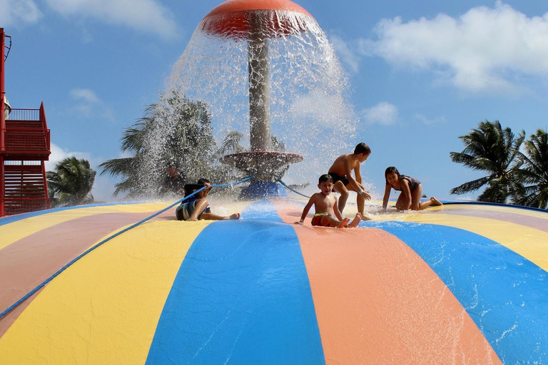 Entrada al Parque Ventura de Cancún con Comida y BebidaPase Platino Ventura Park