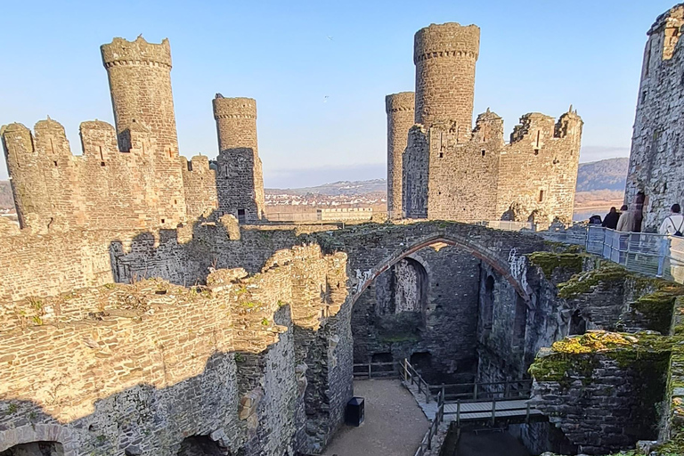Conwy: Private Castle and Town Tours Conwy: Private Castle Tour