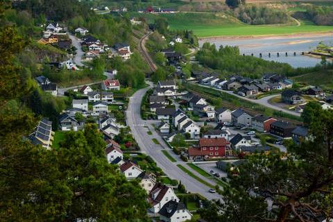 Åndalsnes: Eine Reise durch die Trollstraße und die TrollwandSommer