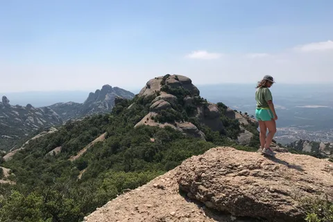 Vandringstur i Montserrat och linbanefärd till toppen av Sant Jeroni