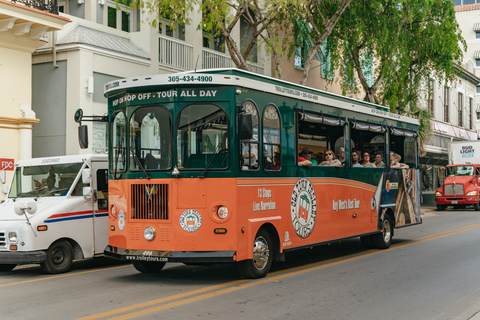 Key West: Excursão de 12 paradas no Old Town Trolley Hop-On Hop-OffBilhete de bonde de um dia para a cidade velha