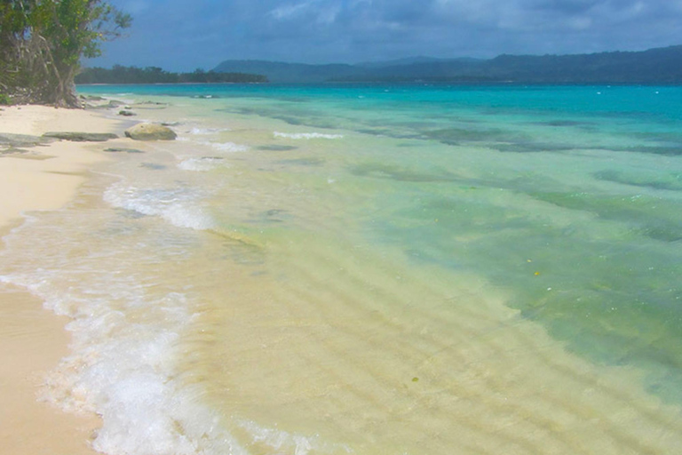 佩勒岛：导游带你浮潜、划皮划艇和游览村庄佩勒岛：导游带领的浮潜、皮划艇和村庄之旅