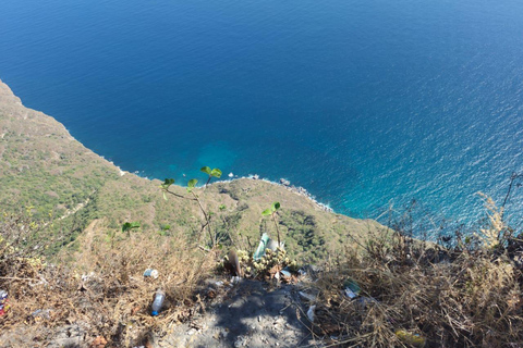 Full-Day West Salalah: Beaches, Mountains & Hidden Gems