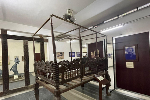 DAR ES SALAAM : TOUR DELLA CITTA' DI DAR ES SALAAM DI 5 ORE CON AUTO PRIVATADAR ES SALAAM : Tour della città di DAR ES SALAAM di 6 ore con auto privata