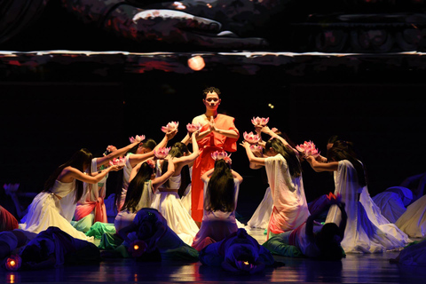 Luang Prabang: pokaz świateł Buddy z odbioremStrefa VIP i autobus wahadłowy do hotelu