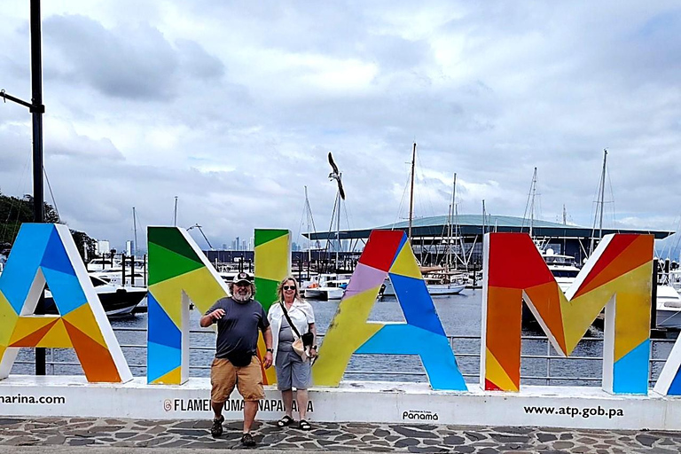 Panama City: Canal & Colonial Churches of Casco Antiguo