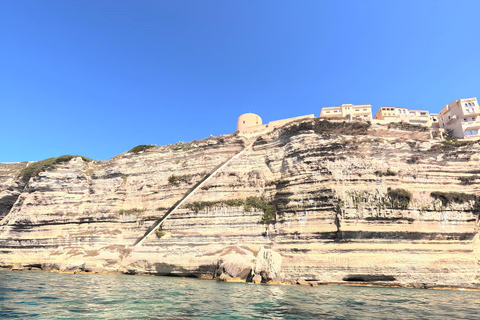 Bonifacio: passeio guiado de barco e mergulho com snorkel