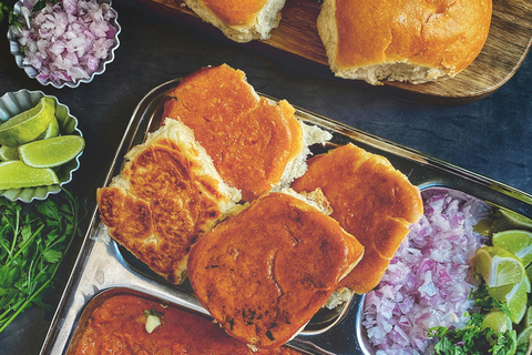 Mumbai: Experience Mumbai Street Food Tour