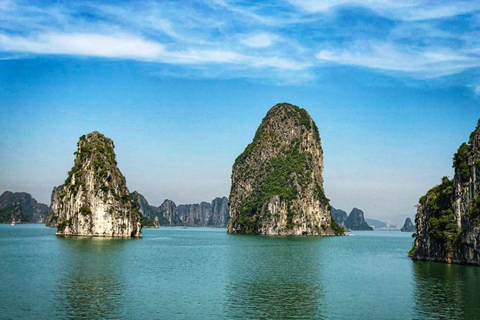 Hanoi: jednodniowa wycieczka po zatoce Ha Long - luksusowy rejs i lunch w formie bufetu