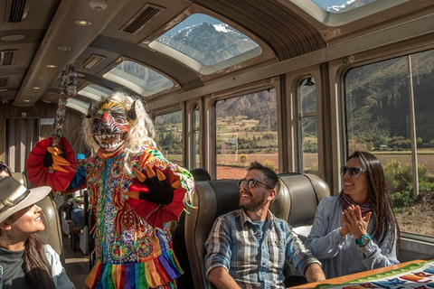From Cusco: Machu Picchu Day Tour with Panoramic Train From Cusco: Full-day group tour to Machu Picchu and panoramic train