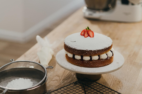 Liverpool: British Baking Masterclass- Royal Victoria Sponge