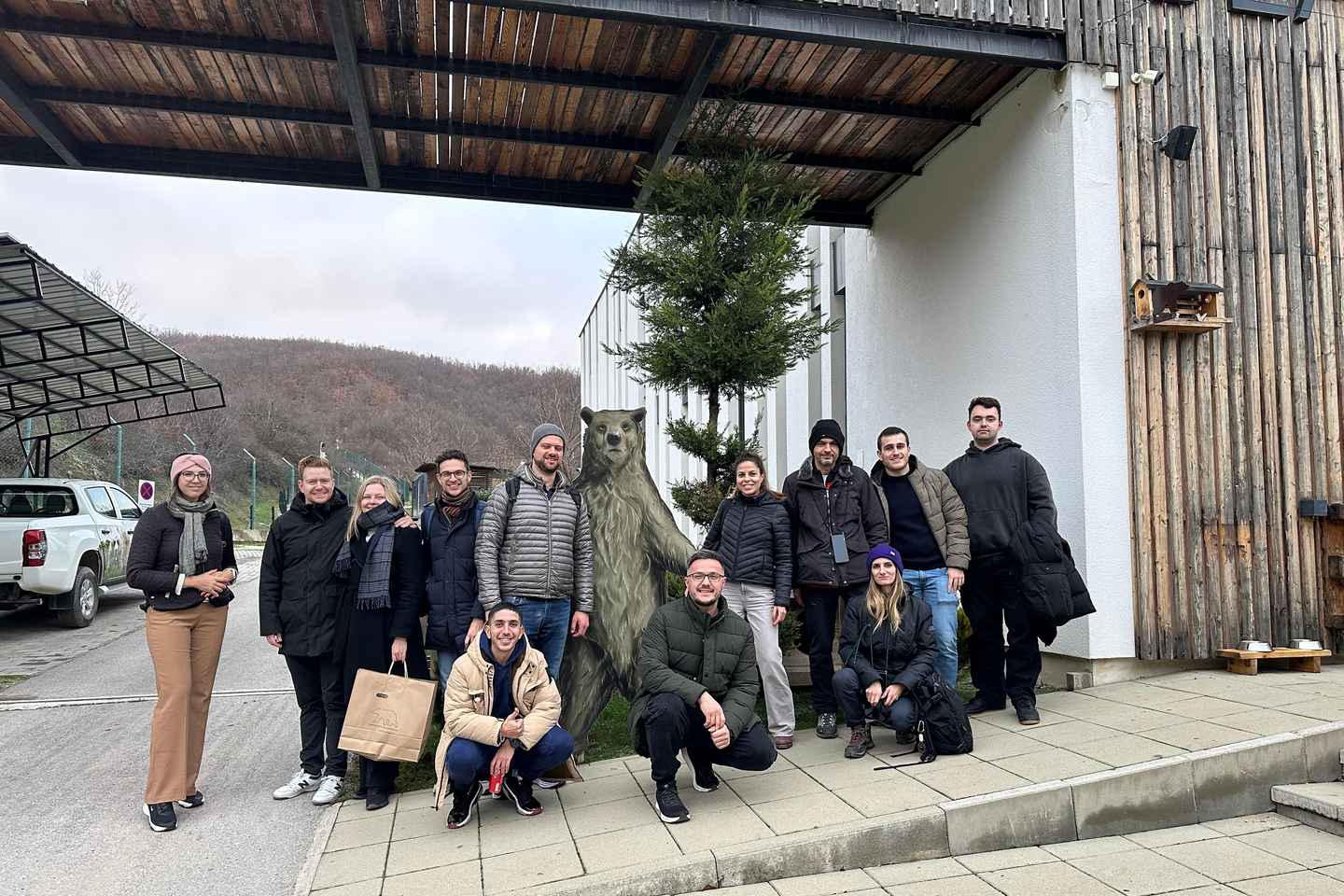 스코페: 프리슈티나와 그라차니차 수도원, 곰 보호구역 탐방 여행