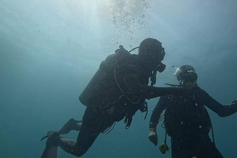 DAR ES SALAAM: CERTIFIED SCUBA DIVERS FUN TRIP