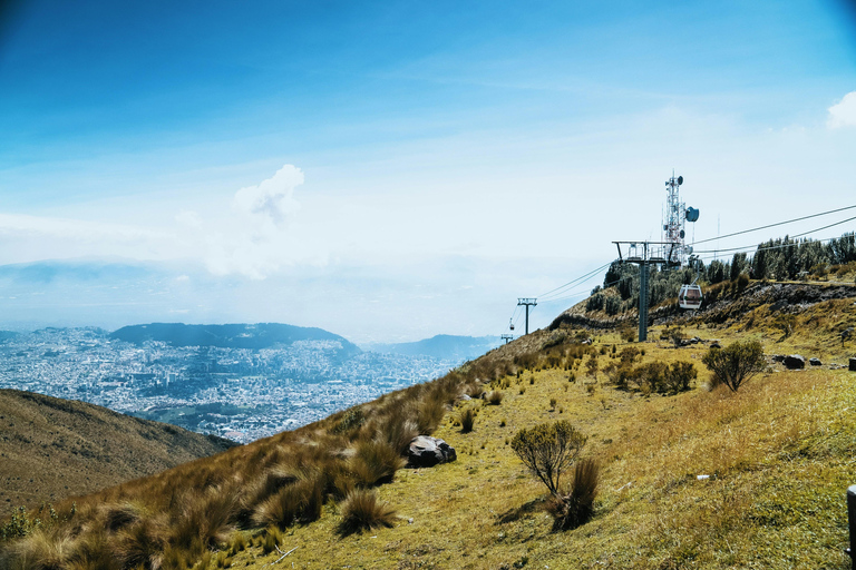Quito: City Viewpoints Tour with Cable Car