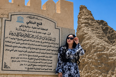 Muscat: Visit Sinaw Market, Izki Village, & Jarnan Cave Tour