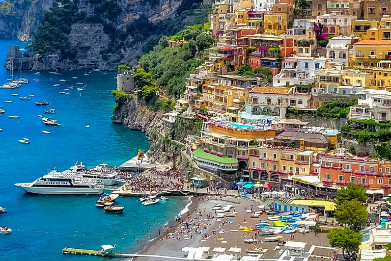 De Positano: Navegue até a beleza deslumbrante de Capri