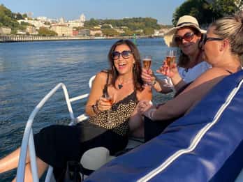 Oporto: 6 Puentes y Crucero en Barco al Atardecer con Bebida de Bienvenida