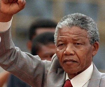 Cape Town: Robben Island Tour Tickets and V&A Waterfront