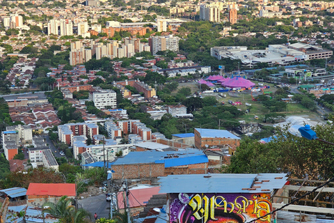 Cali: Comuna 20 Siloé Street Art Tour