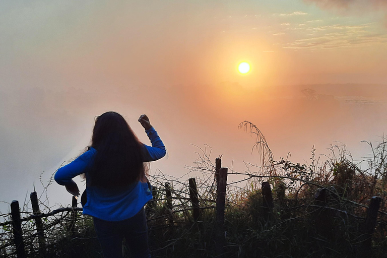 Victoria Falls: Guided tour by local guides Private tour in English