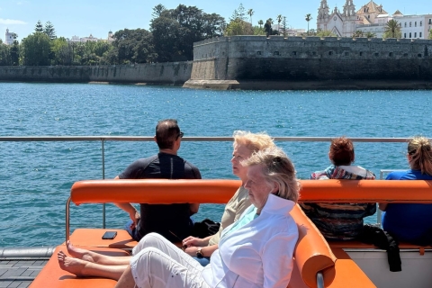 Cádiz: Sunset Catamaran Cruise with Drink