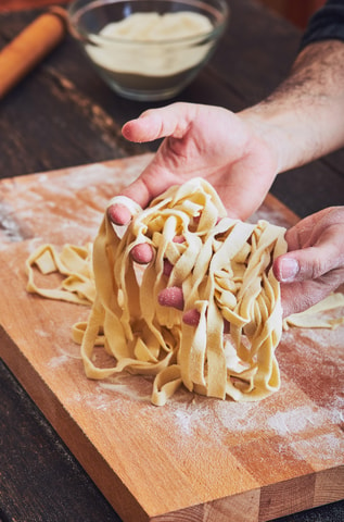 Lucca: Private Home-made Pasta Cooking Class