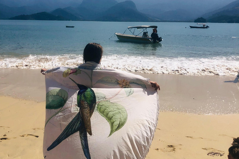 Paraty 3-in-1 Jeep Tour: Beach, Island, and Unmissable Waterfall