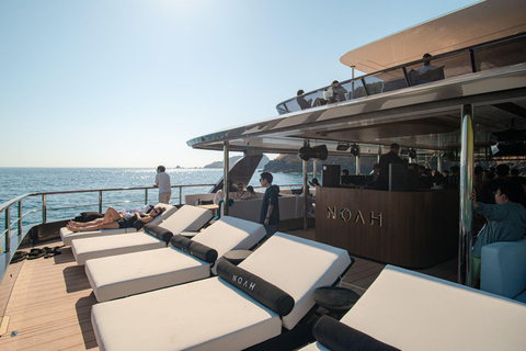 Phuket: Phi Phi & Maithon Islands by Noah Premium yacht