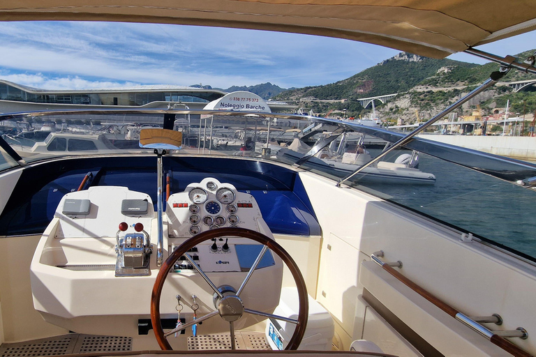 Private Amalfi Coast Boat Tour by boat with Aperitif & snack Private Amalfi Coast Boat Tour by Gozzo with Skipper & Drink