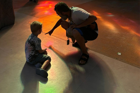 Private Tour in Barcelona Sagrada Familia with Tickets Private Tour+Ticket: Lights & Shadows of the Sagrada Familia