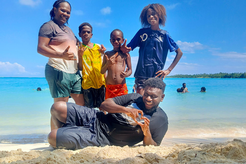 Vanuatu: Blue Lagoon, Horse Riding, and Etmat Beach Tour