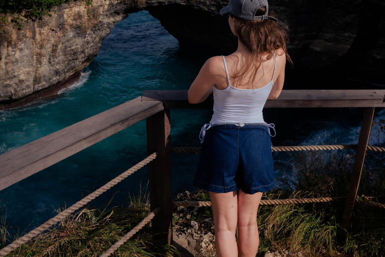 From Lembongan: Nusa Penida East & West Highlight Day Tour Penida West Coast Tour with Meeting Point at Port