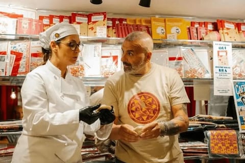 Naples: Sfogliatella Baking Class with Tasting & Diploma