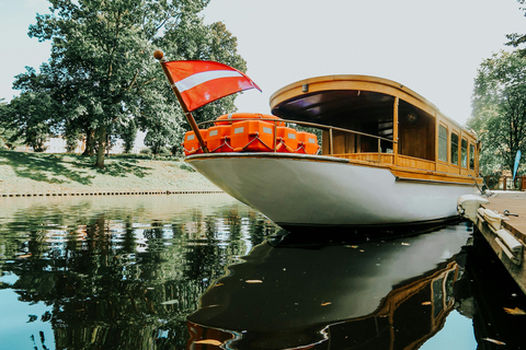 Riga: Private Boat Tour with Snacks and Drinks