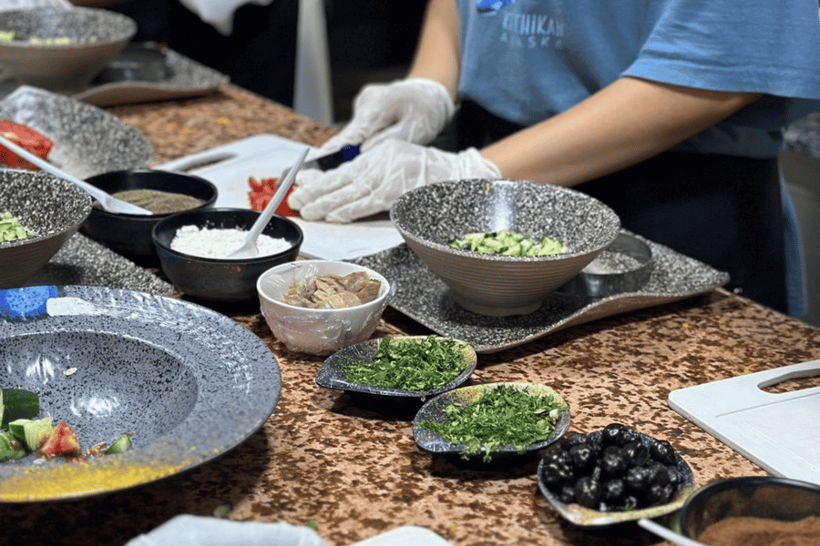 Marrakech: Marokkanischer Kochkurs mit Abholung. Foto: GetYourGuide
