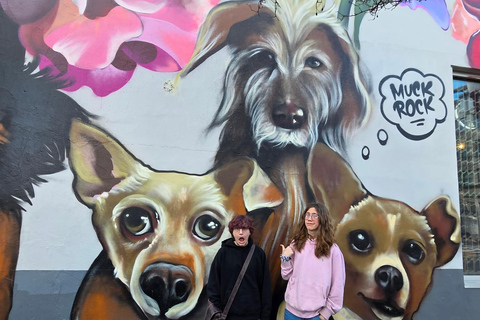 Portland: Weird and Wild West Walking Tour with Donut