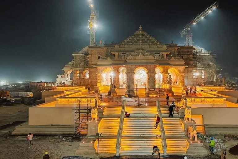 Delhi: Ayodhya 2-daagse privétour met gids en maaltijdenDelhi: Privétour van 2 dagen naar Ayodhya met gids en maaltijden