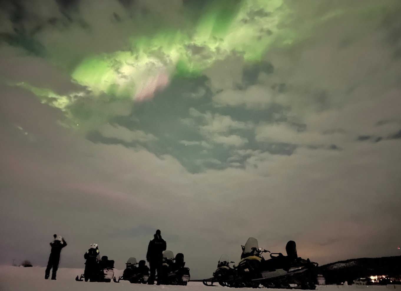 Kiruna: Guidet snescootertur og nordlysjagt