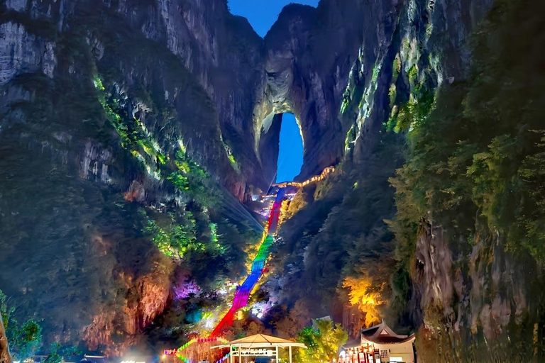 Zhangjiajie: Qixing Mountain & Tianmen Night 1-Day Tour