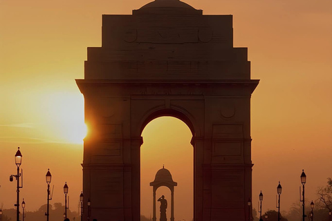 Cover Delhi in a Day: Private Guided Tour with 9 place visitEntrance+ Car + guide