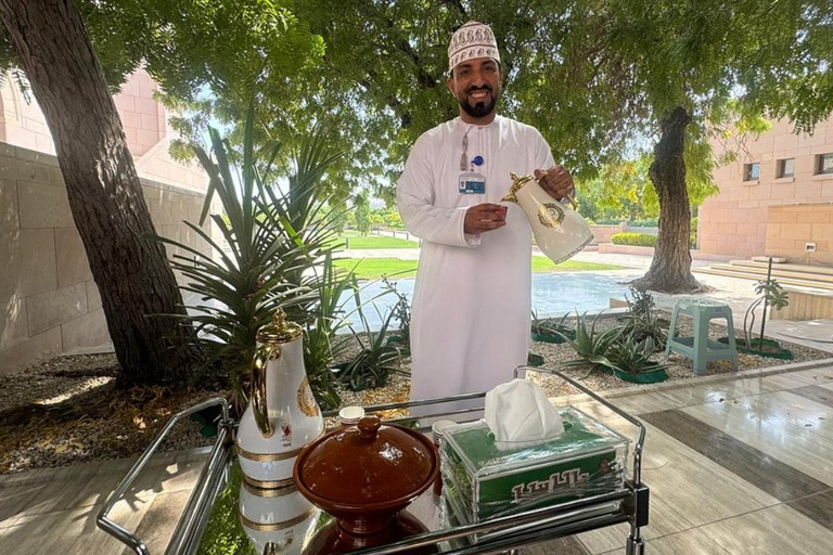 Muscat Full-Day Sharing Experience with Omani Coffee & Bread