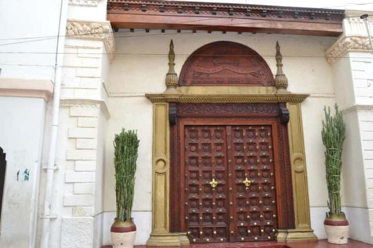 Zanzibar: Stone Town Walking Tour with Guide No Transfer no Entry fee