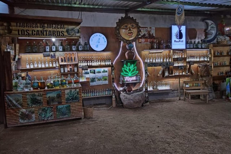 Puerto Escondido: Mezcal, Kaffee und eine WebereiPuerto Escondido: Mezcal, Kaffee und eine Fabrik für Tretwebstühle
