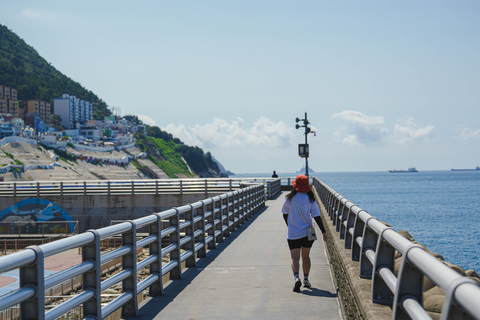 Busan: Power Walk Tour with a Local Mate