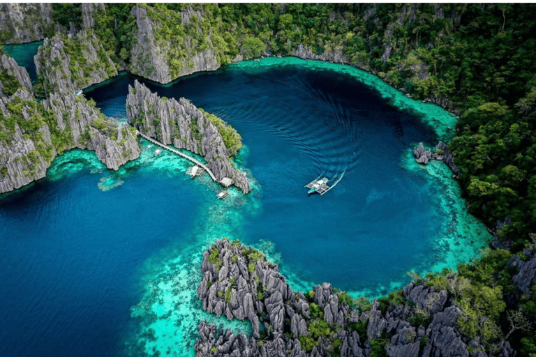 Coron: Ultimate Tour with Barracuda LakePrivate Tour