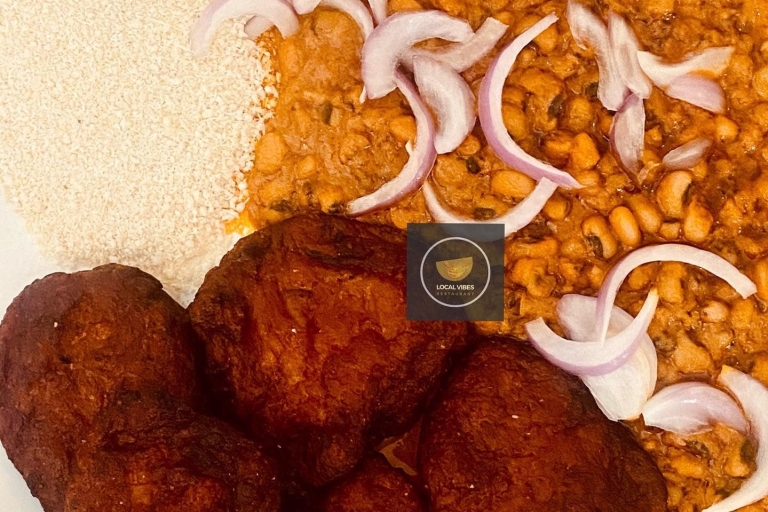 Accra: Rutas de degustación de comida local ghanesa