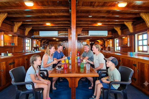 Cartagena Luxury Sunset: Premium Nautical Experience