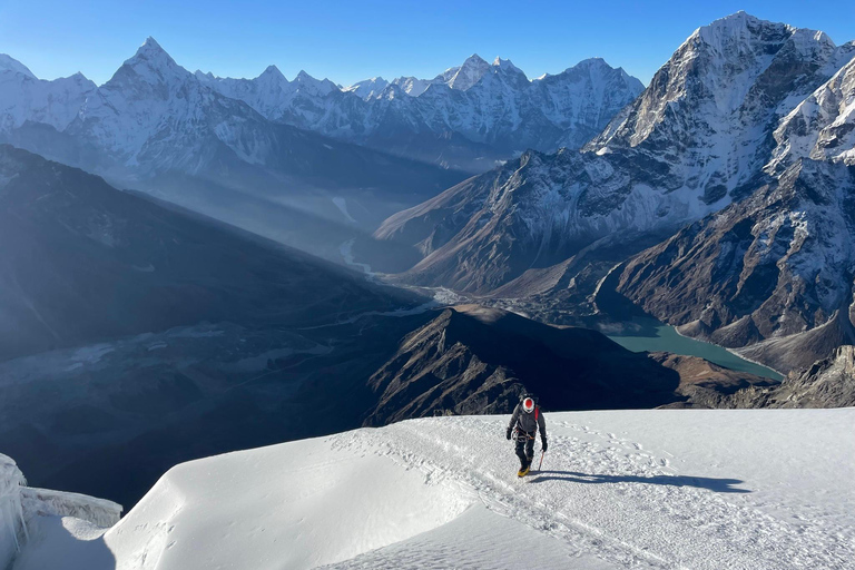 Ascensión al Pico de la Isla con EBC Trek - 17 DíasAscensión al Pico de la Isla con EBC Trek - 13 Días