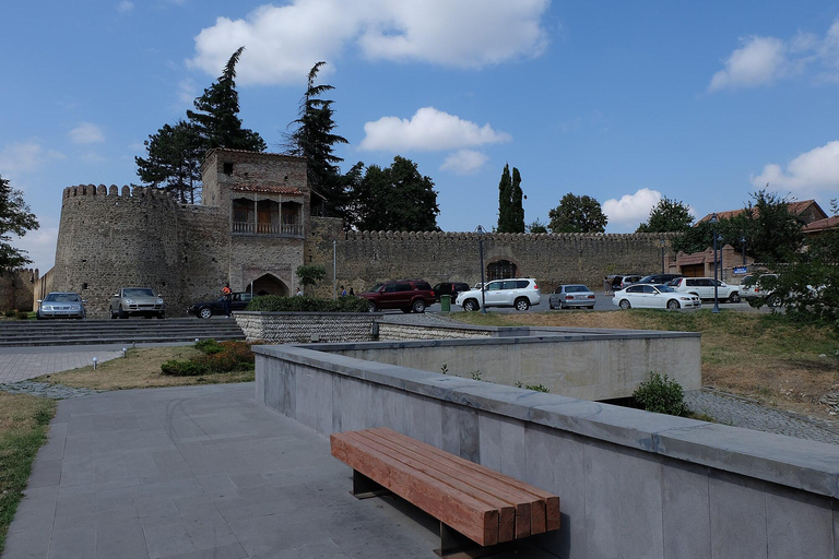 Tbilisi: Unique Kakheti Tour: Telavi, Winery & Monasteries