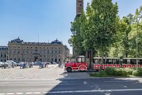 Würzburg: City Tour with the Bimmelbahn Train